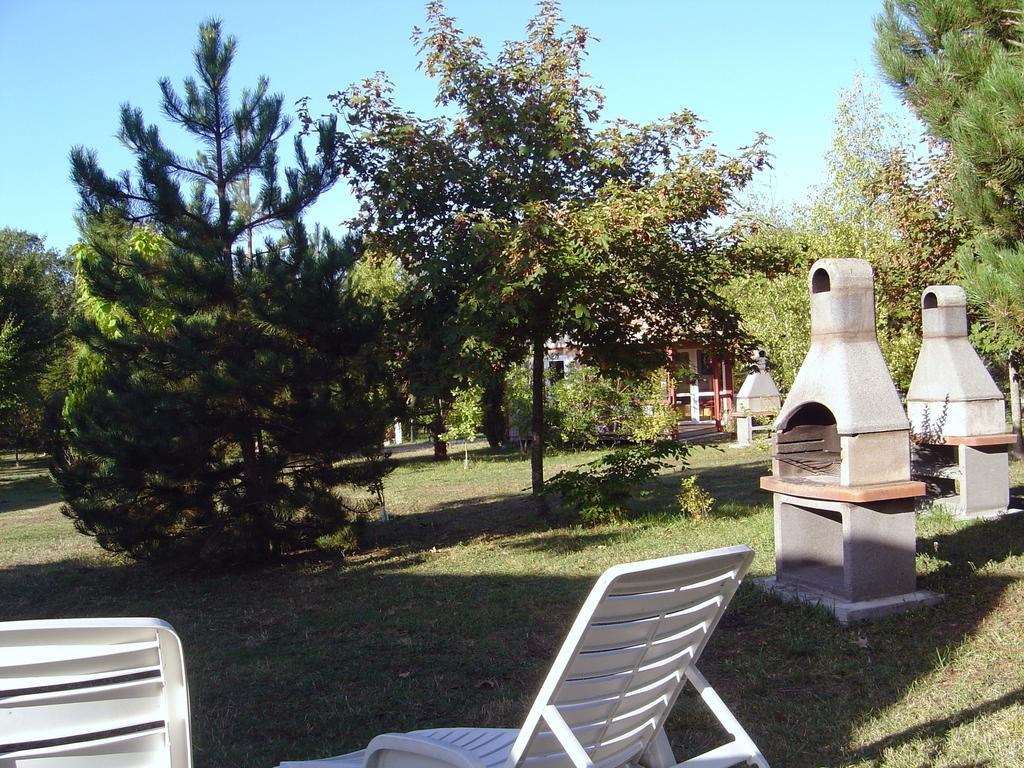 Le Clos Fleuri Hotel Médis Kamer foto