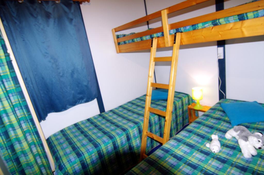 Le Clos Fleuri Hotel Médis Kamer foto