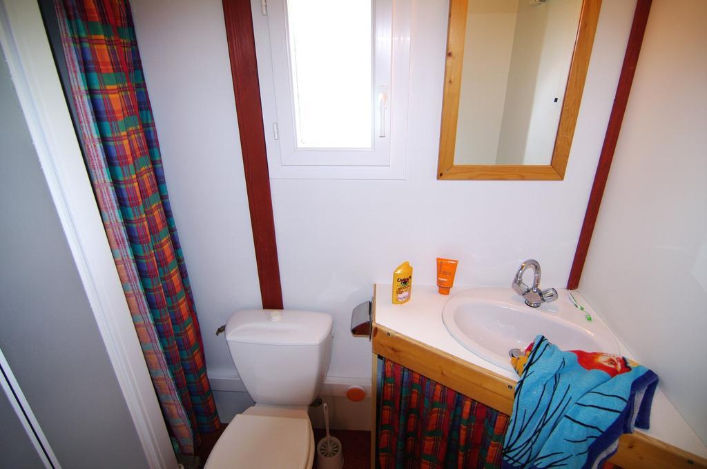 Le Clos Fleuri Hotel Médis Kamer foto